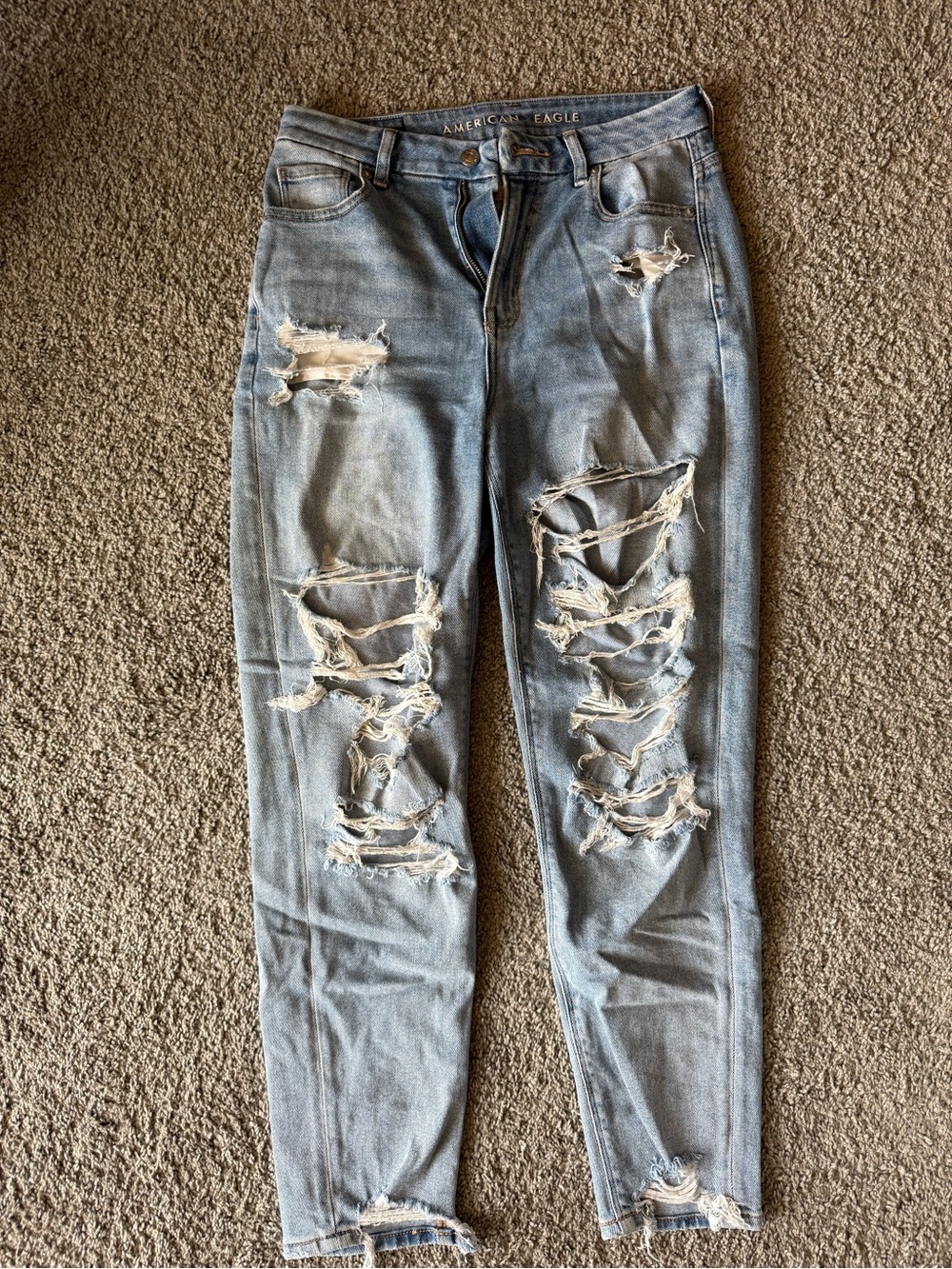 American Eagle Curvy Mom Jean Light Blue Denim